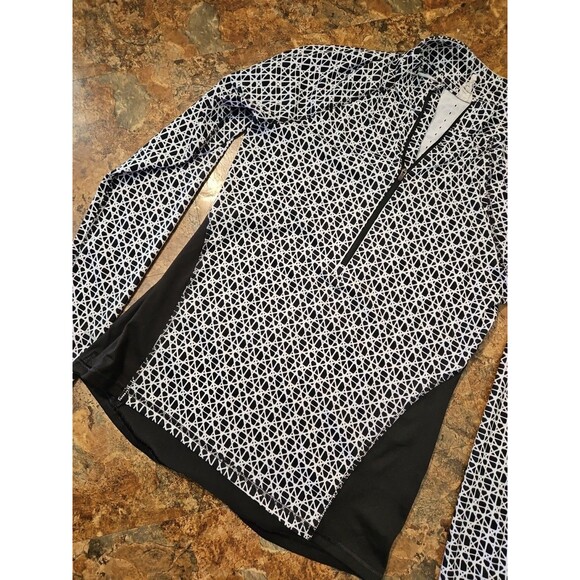 Champion C9 Quarter Zip Geometric Print with Black Panels Size M thumbholes (A84 - Picture 2 of 10